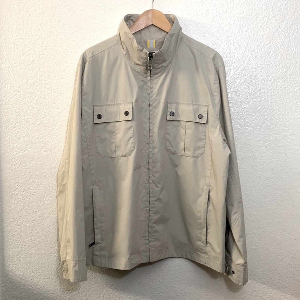 MARC NEW YORK By Andrew Marc, Snap Buttons, Beige Zippered Rain Jacket/Preowned